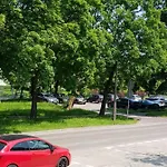 4 Hlonda Apartment